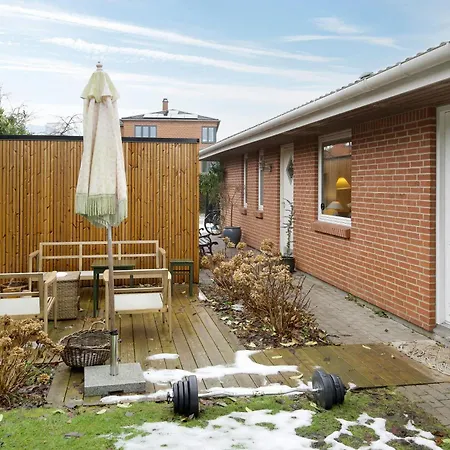 House Between And On Amager Casa de Férias